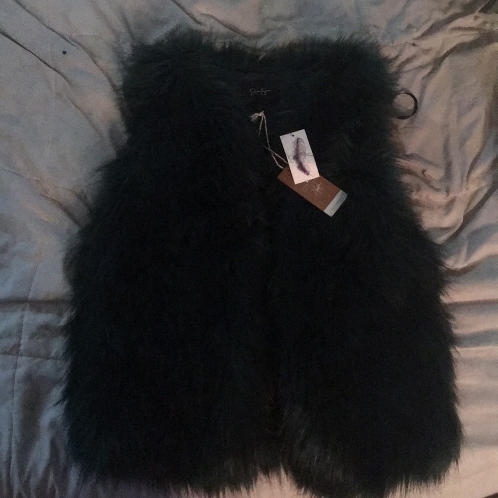 Xs Jessica Simpson faux fur vest, green